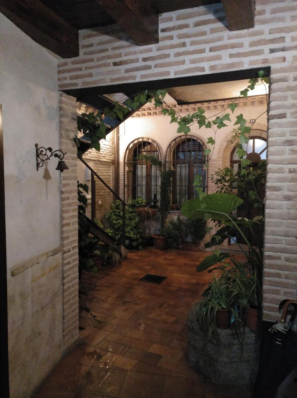 Apartamentos La Casa Del Grial Toledo Exteriér fotografie
